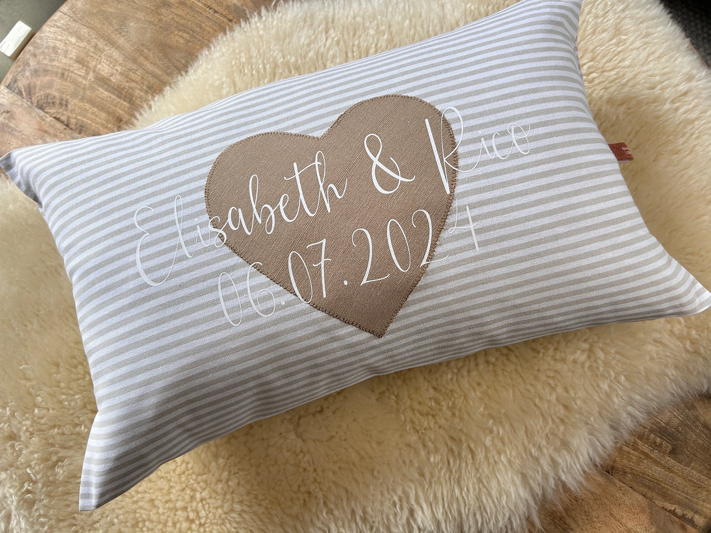 Kissen Hochzeit personalisiert beige