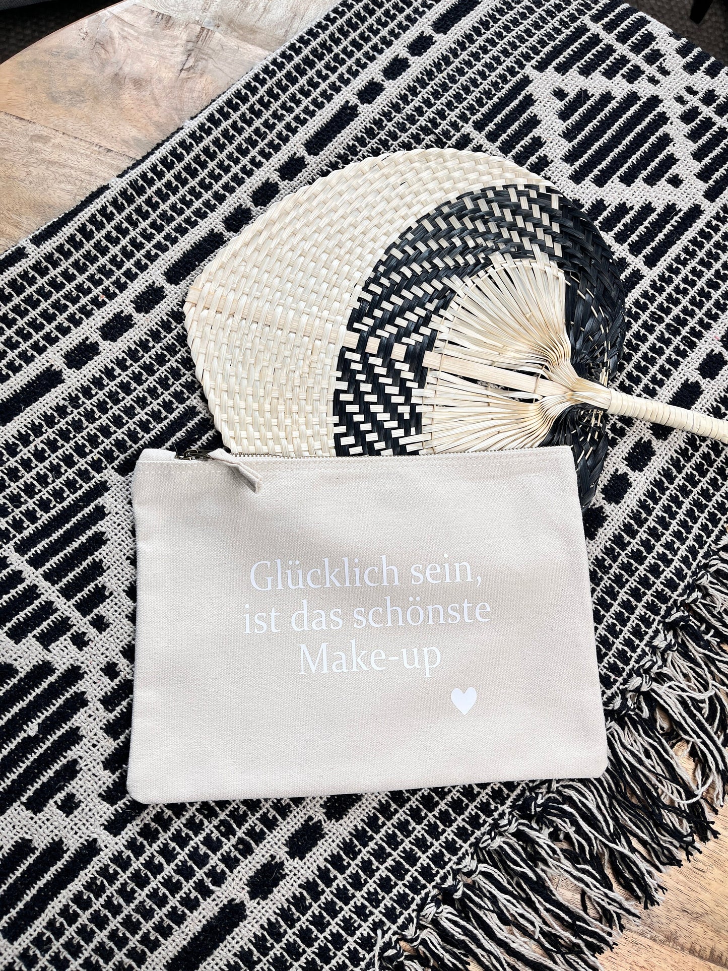 Kosmetiktasche glücklich beige