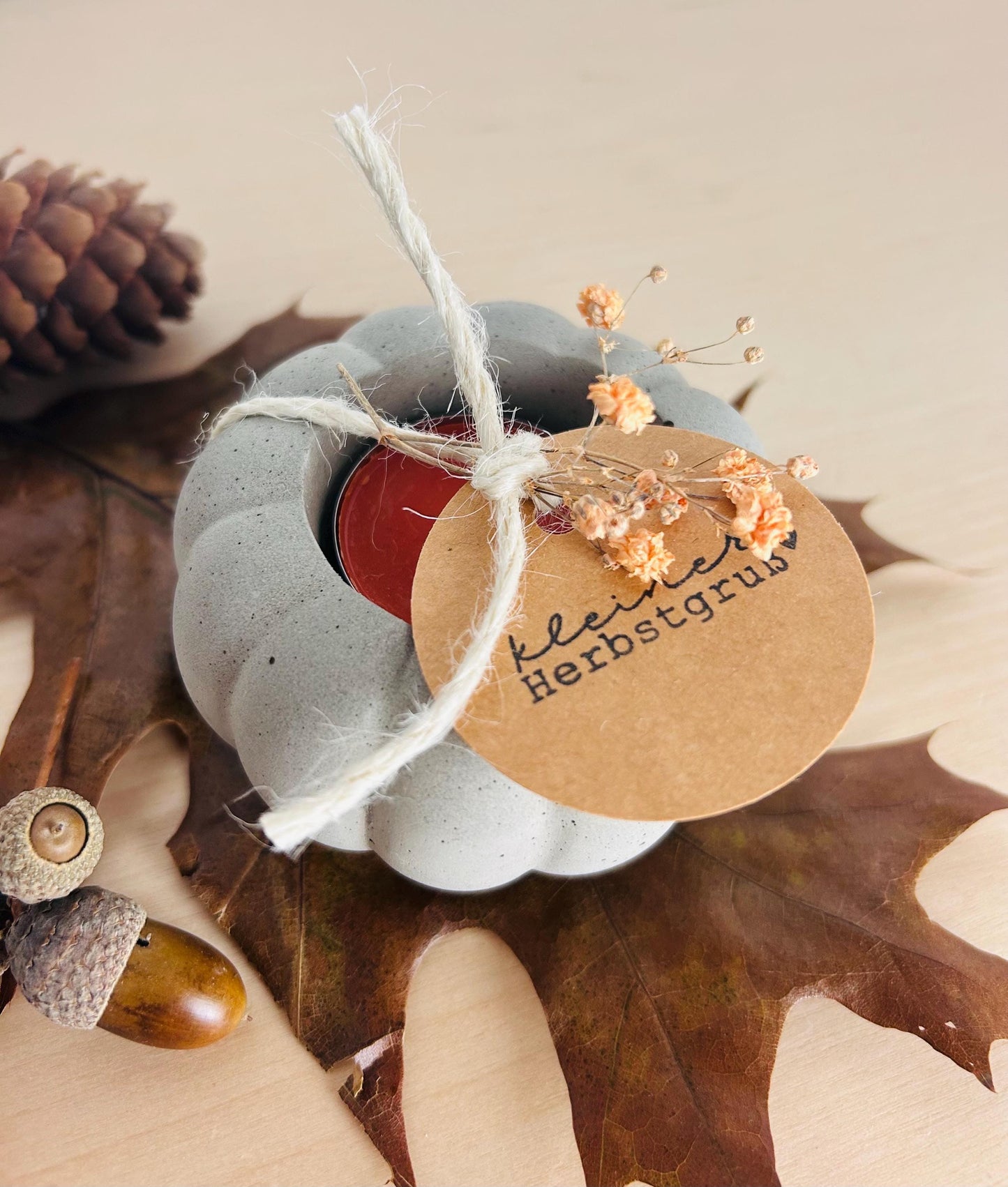 Beton Teelichthalter Kürbis
