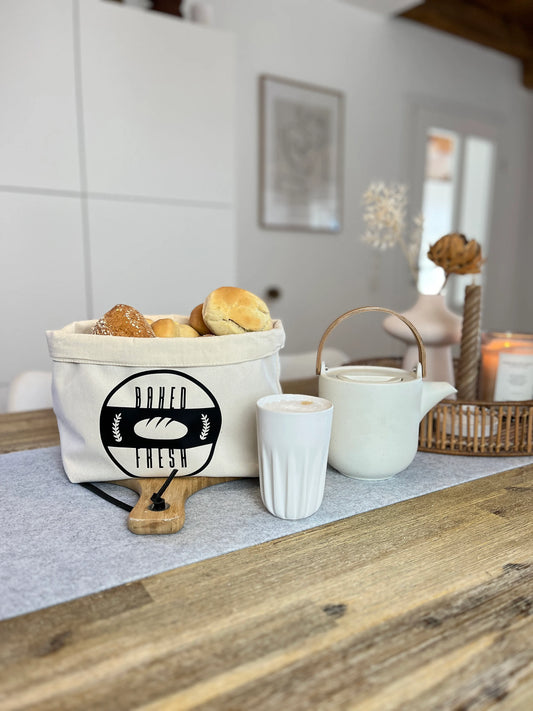 Brötchenkorb baked fresh skandinavisch