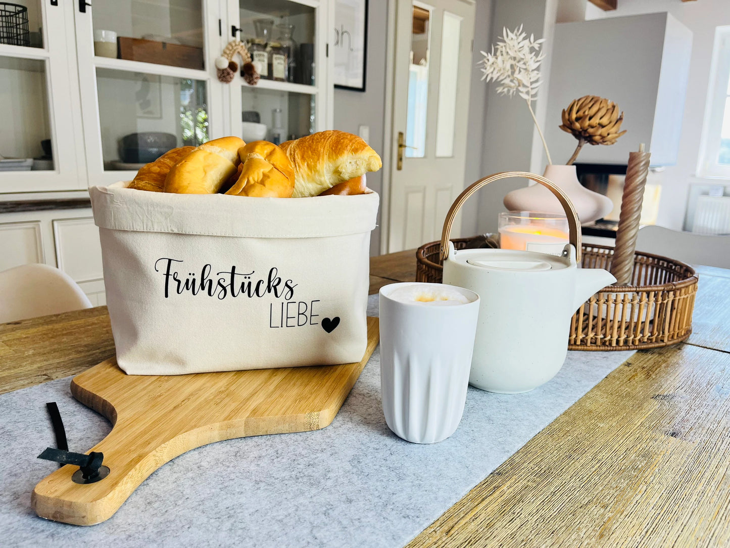 Brötchenkorb FrühstücksLIEBE skandinavisch