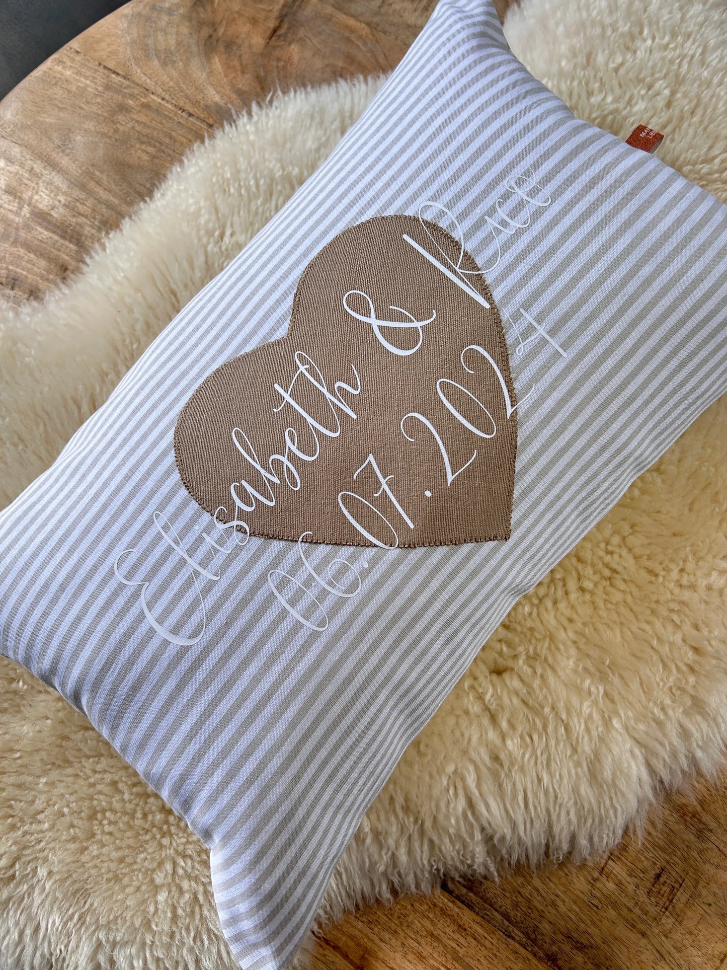 Kissen Hochzeit personalisiert beige