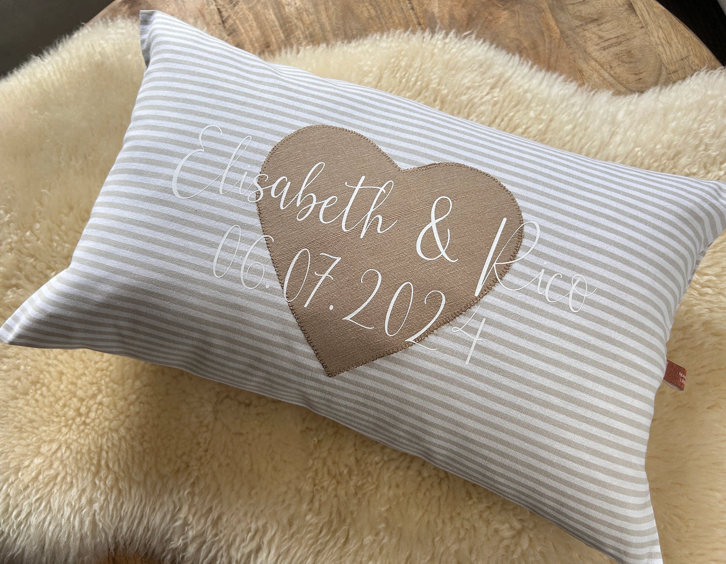 Kissen Hochzeit personalisiert beige