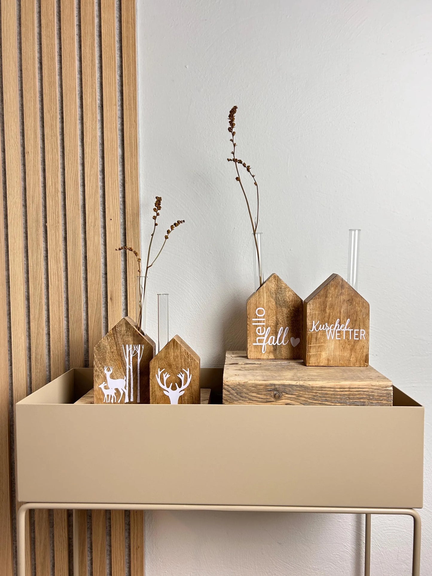 Holzhaus Herbstdeko