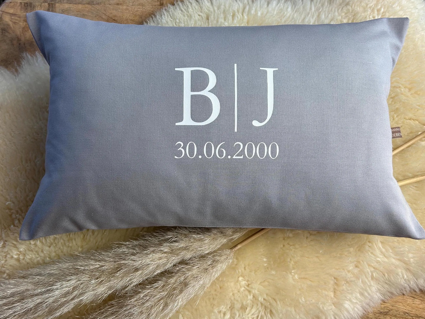 Kissen Hochzeit personalisiert hellgrau
