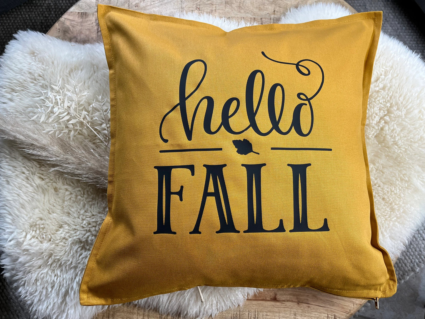 Deko Kissen hello fall senfgelb