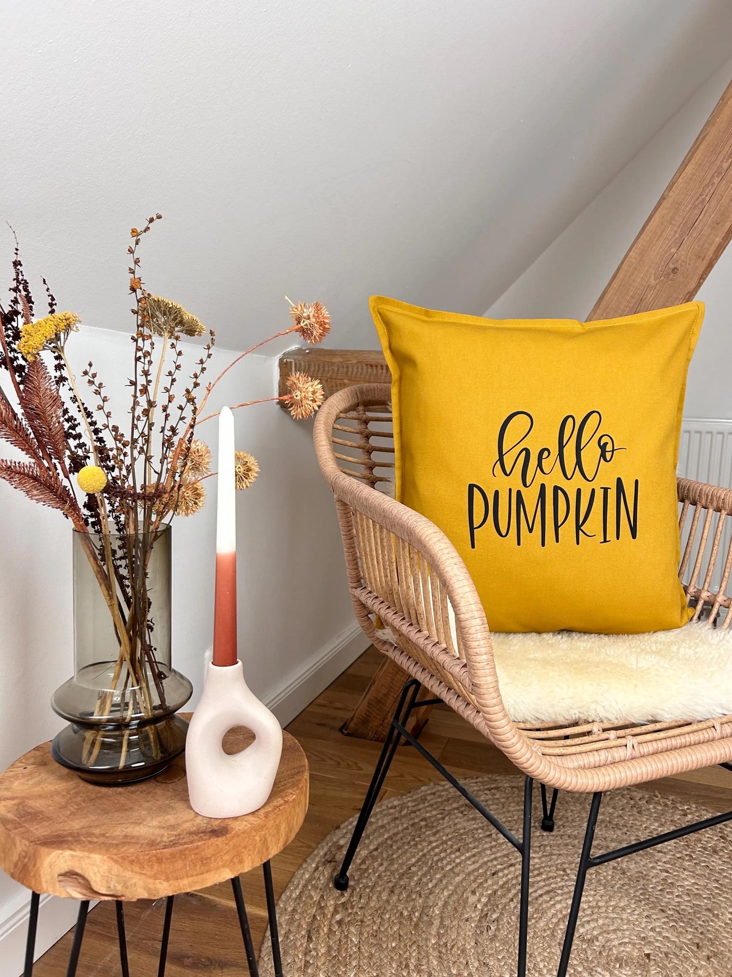 Deko Kissen hello Pumpkin senfgelb
