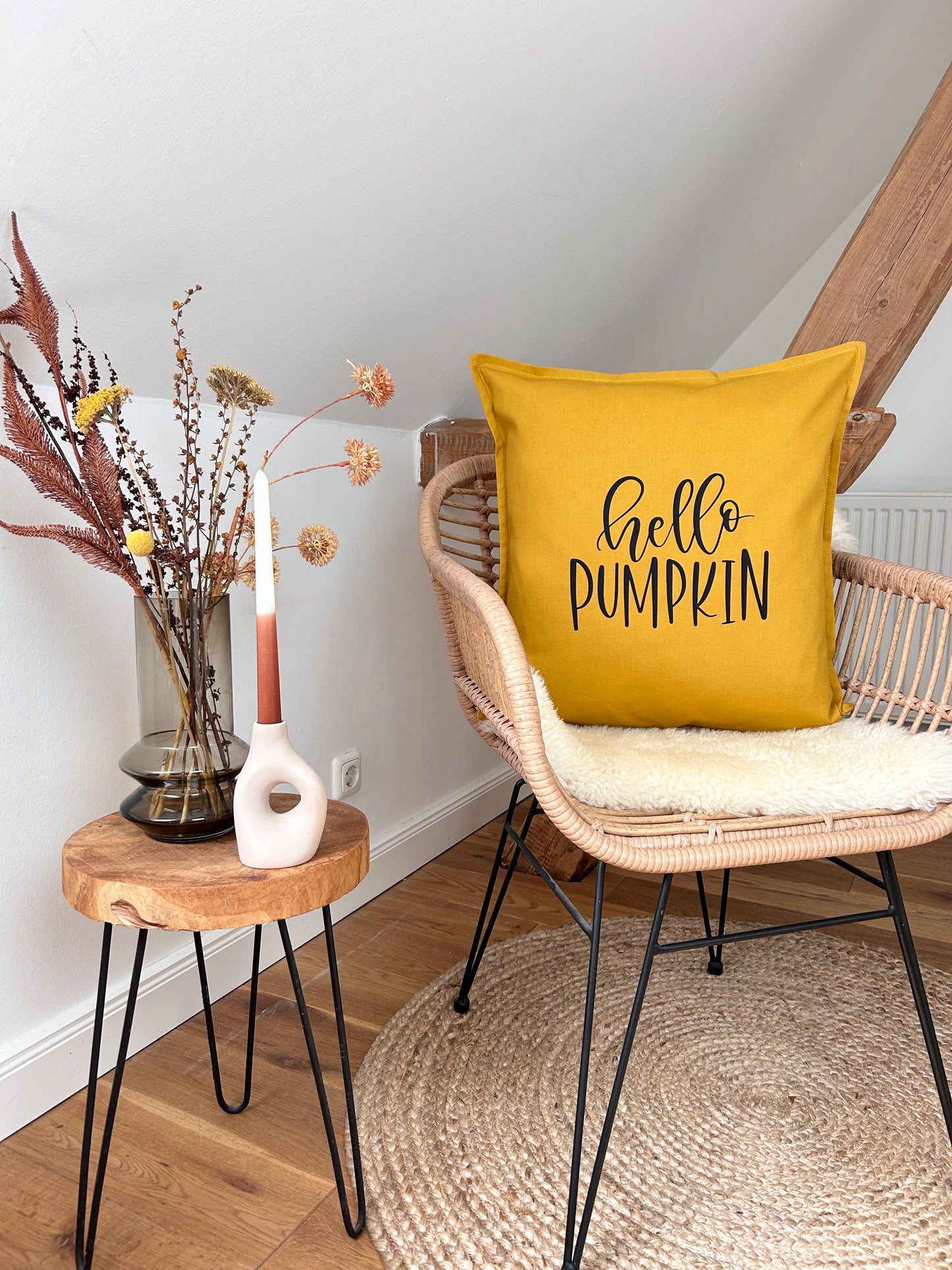 Deko Kissen hello Pumpkin senfgelb