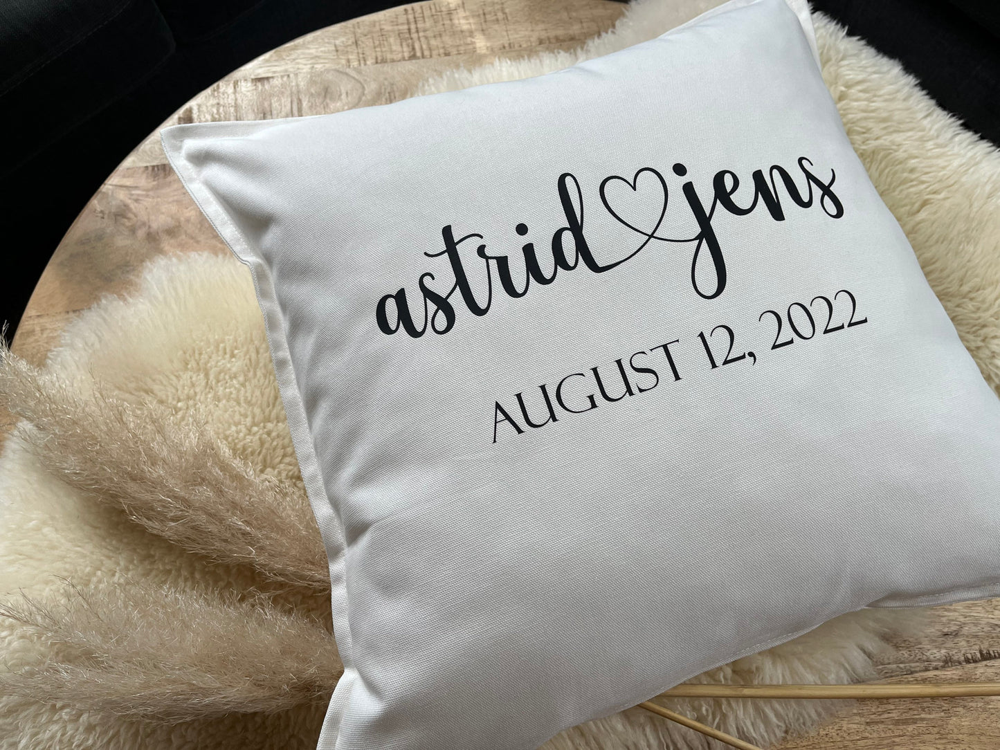 Kissen personalisiert Hochzeit weiss