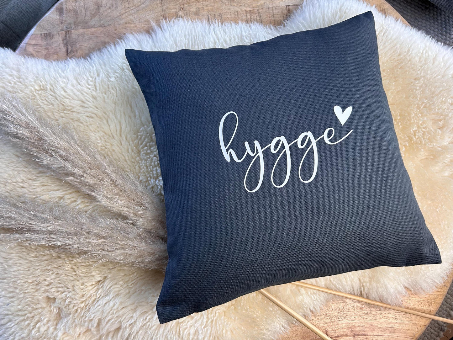 Kissen hygge dunkelgrau