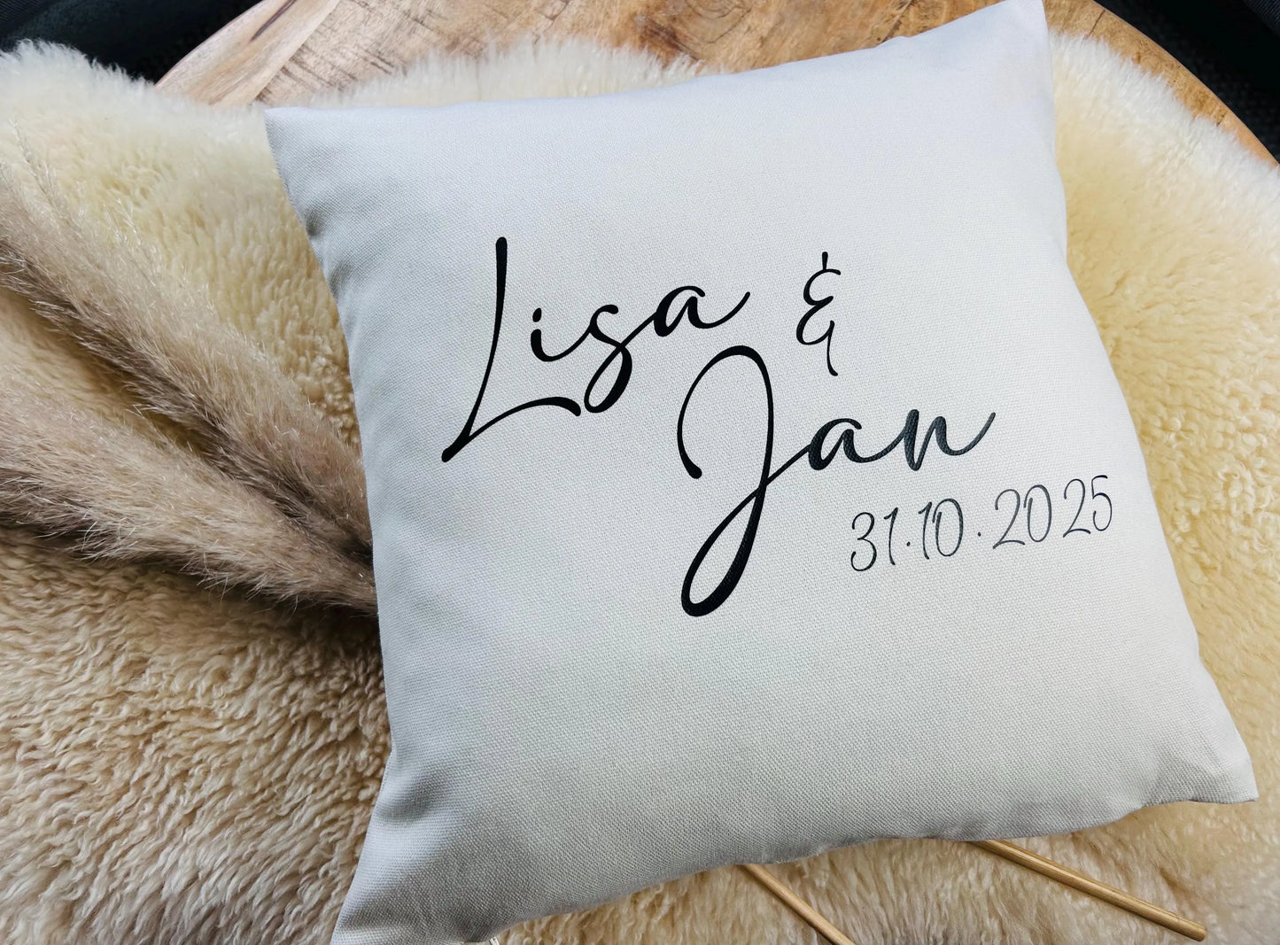 Kissen personalisiert Hochzeit cremeweiß 40x40