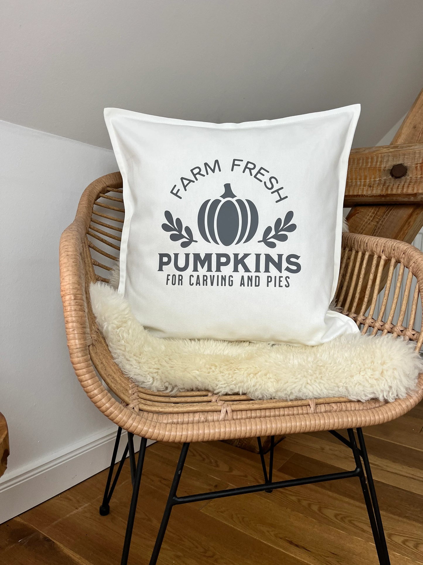 Deko Kissen Pumpkin weiß