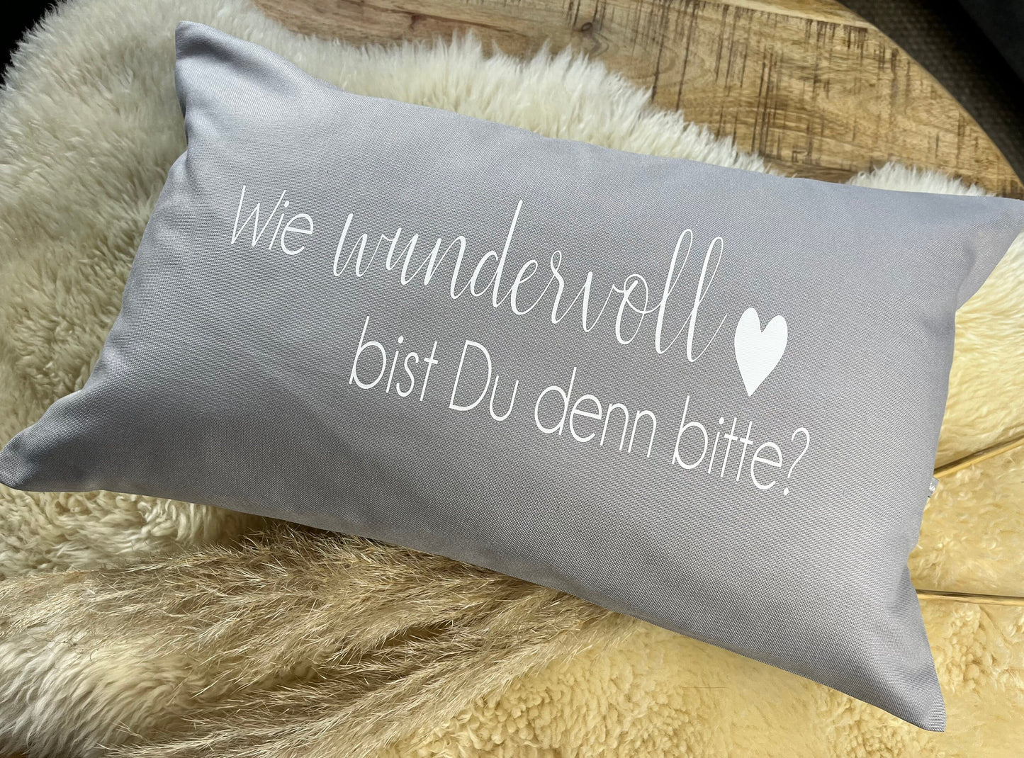 Kissen WUNDERVOLL grau