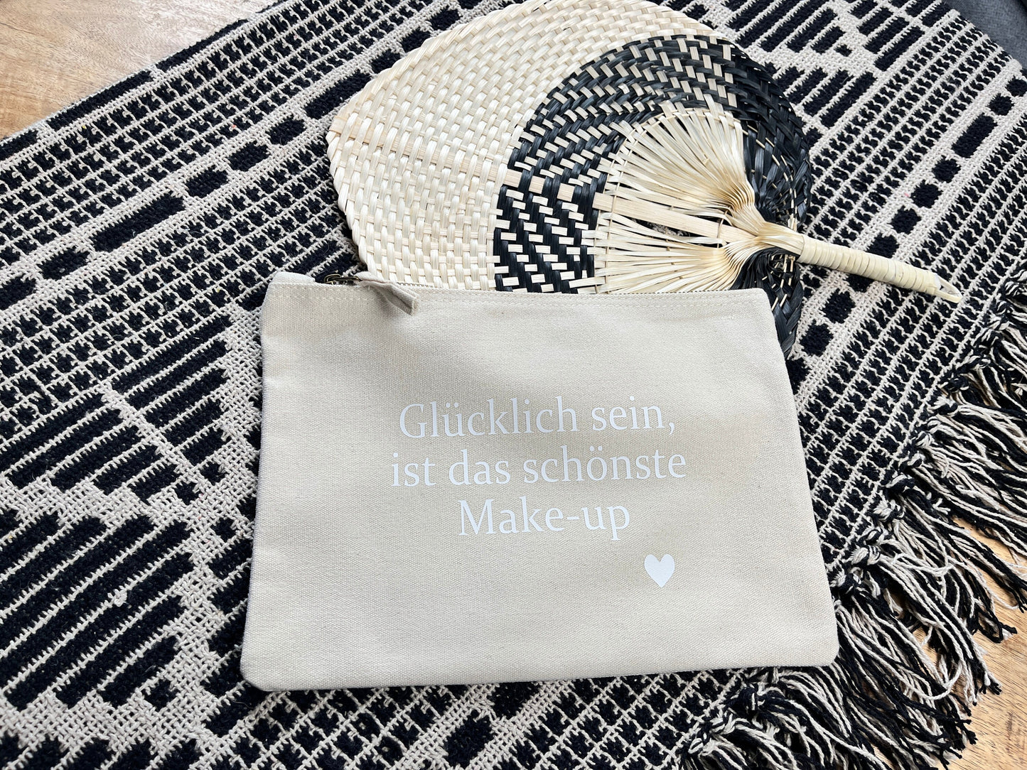 Kosmetiktasche glücklich beige