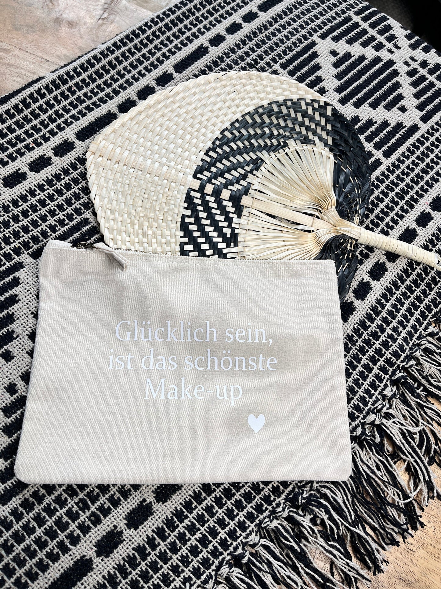 Kosmetiktasche glücklich beige