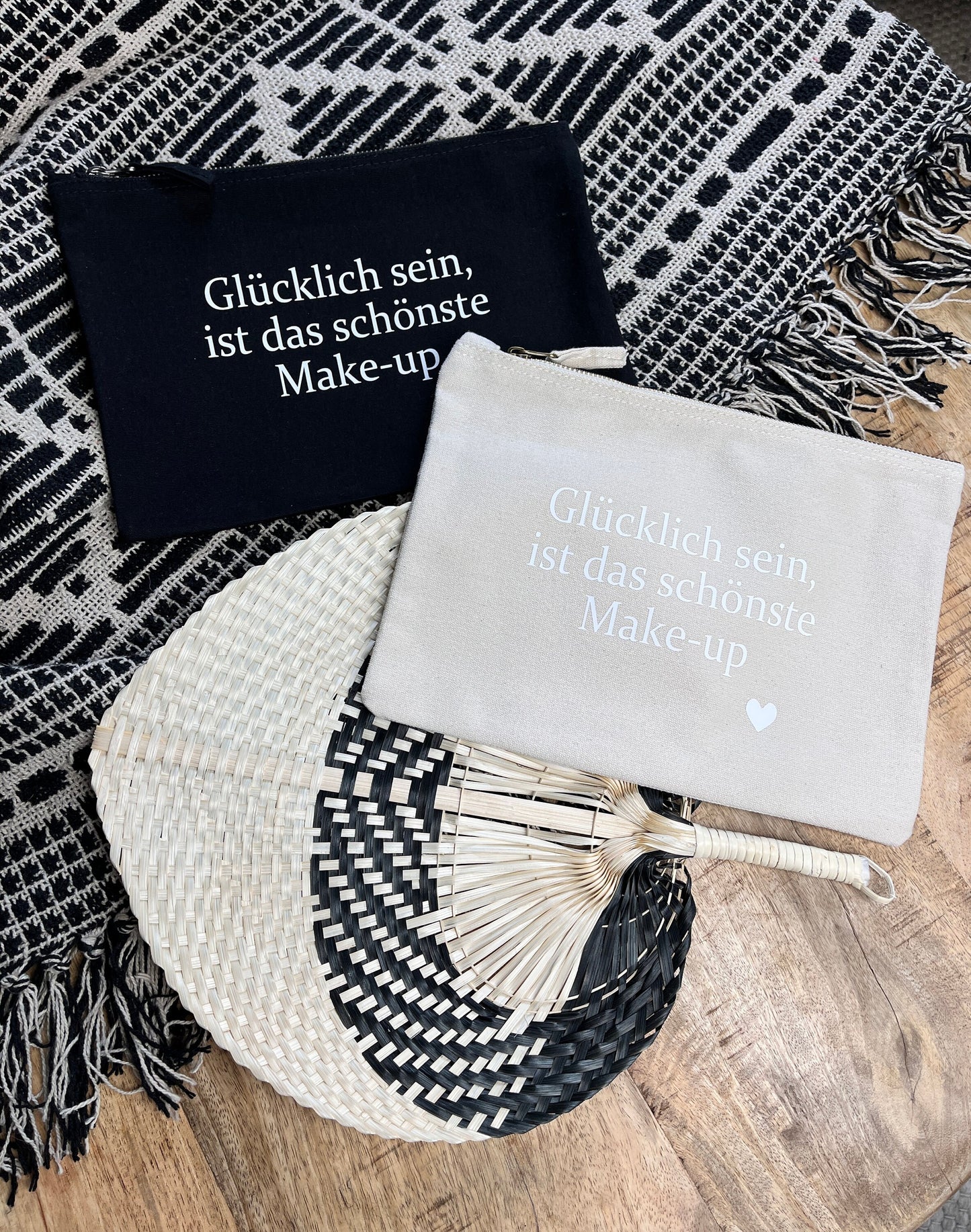 Kosmetiktasche glücklich beige