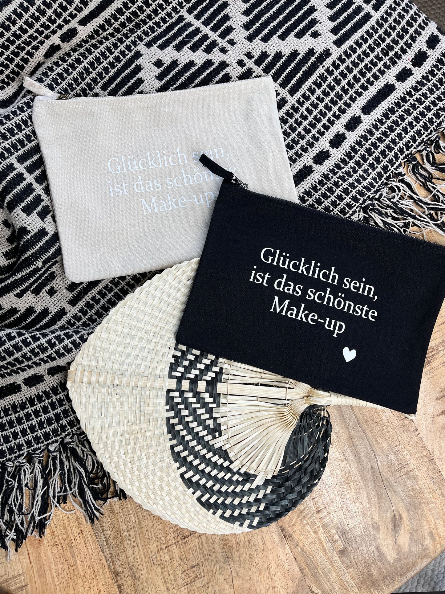 Kosmetiktasche glücklich beige