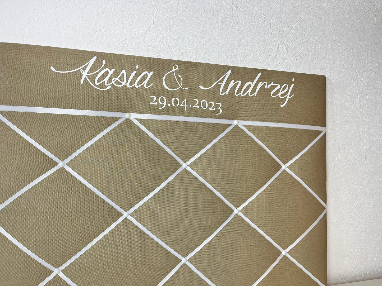 Memoboard Hochzeit personalisiert beige
