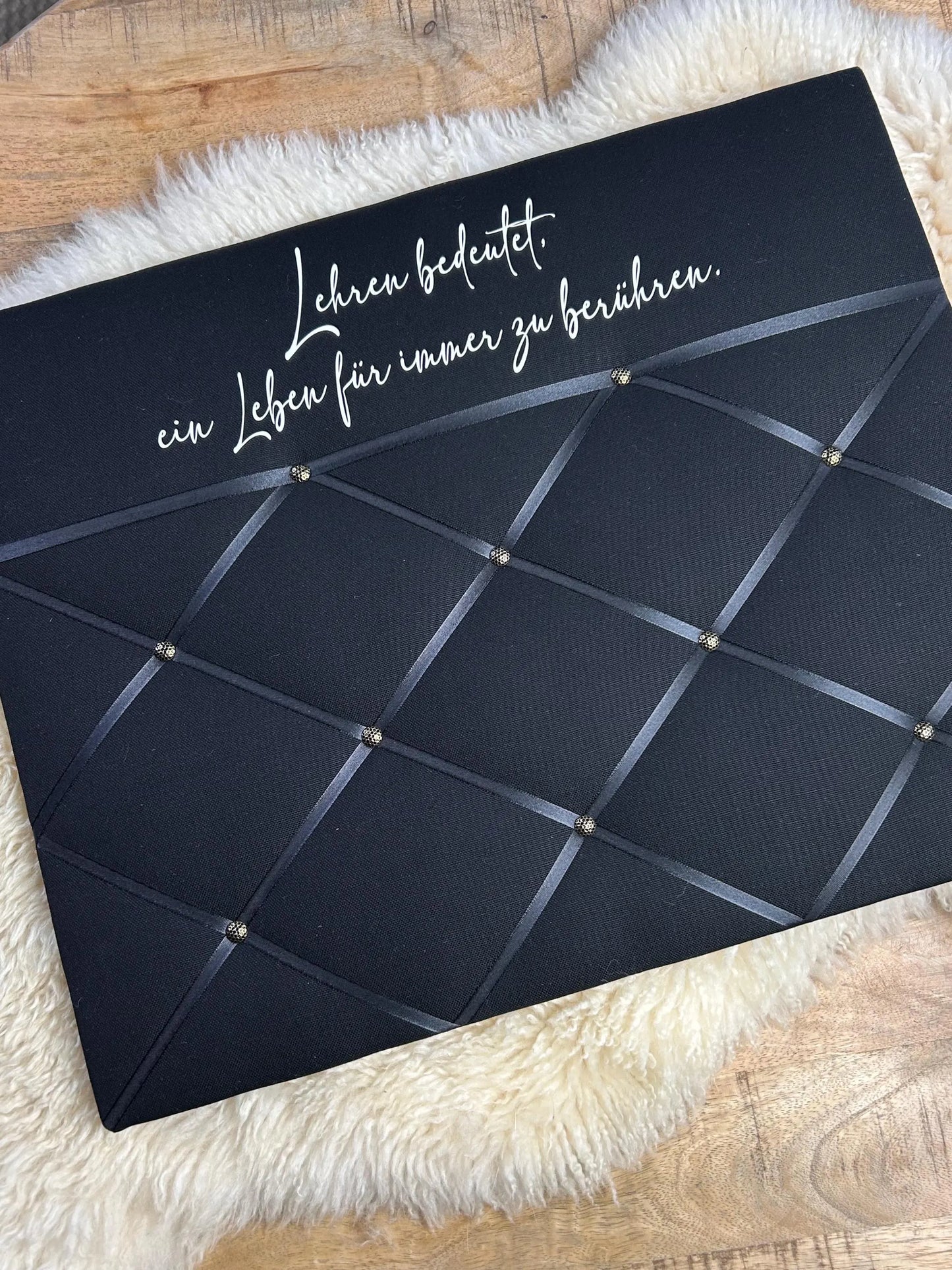 Memoboard für Lehrer schwarz personalisiert