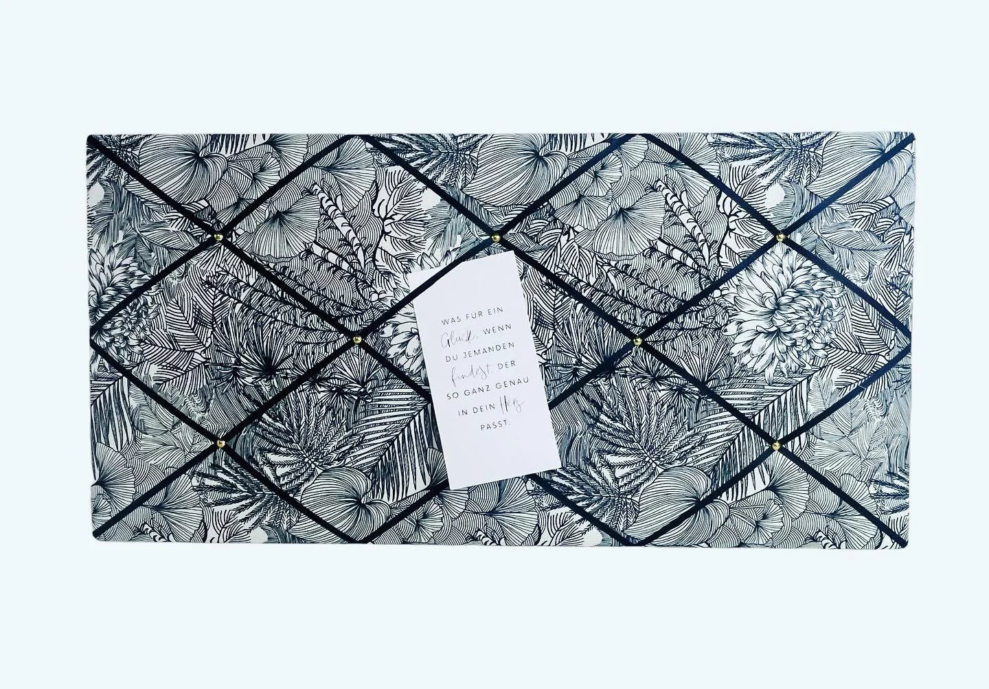 Memoboard Flowerprint schwarz weiß Wunschgröße