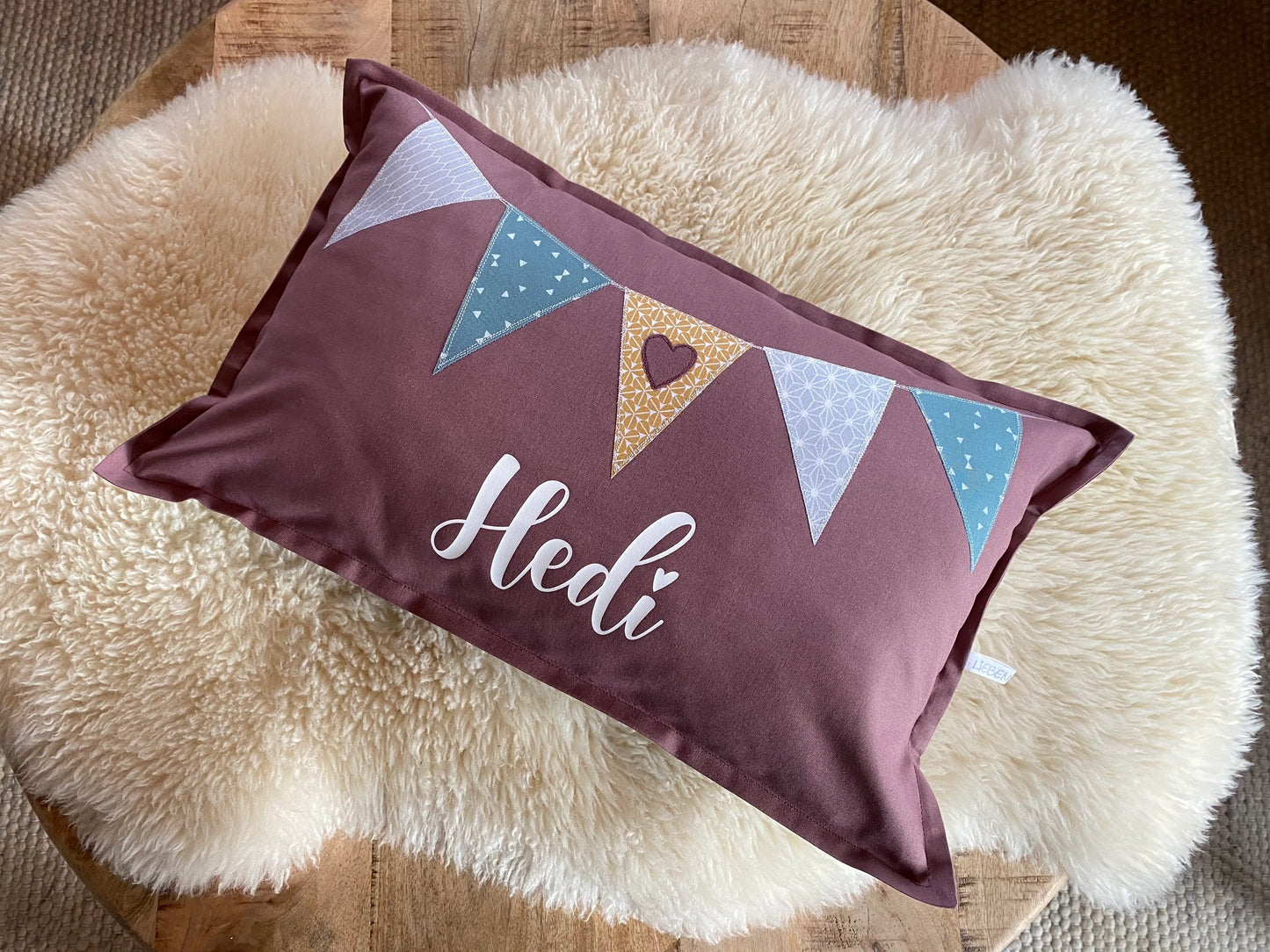 Namenskissen Wimpel personalisiert beere