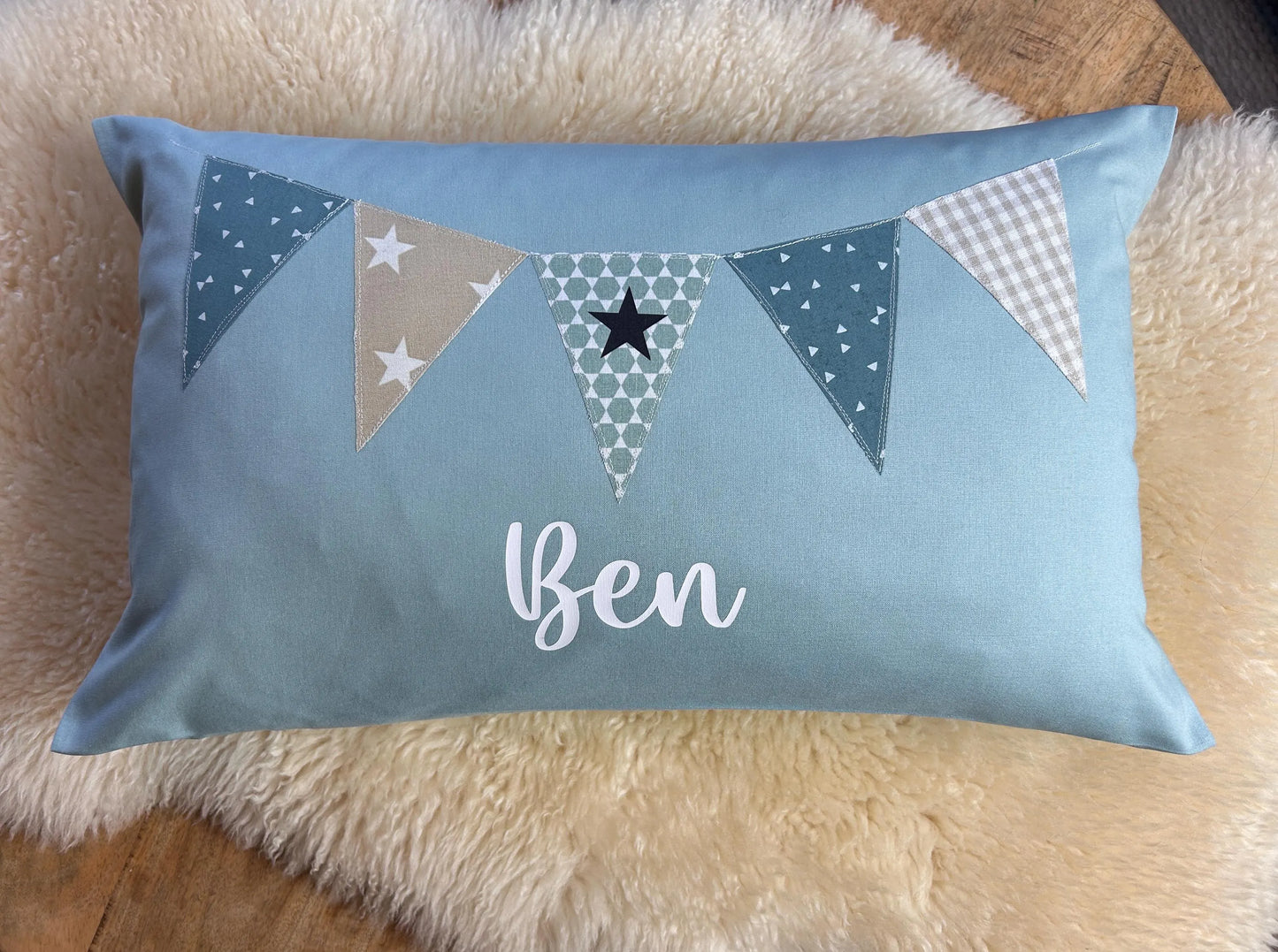 Namenskissen Wimpel personalisiert aqua