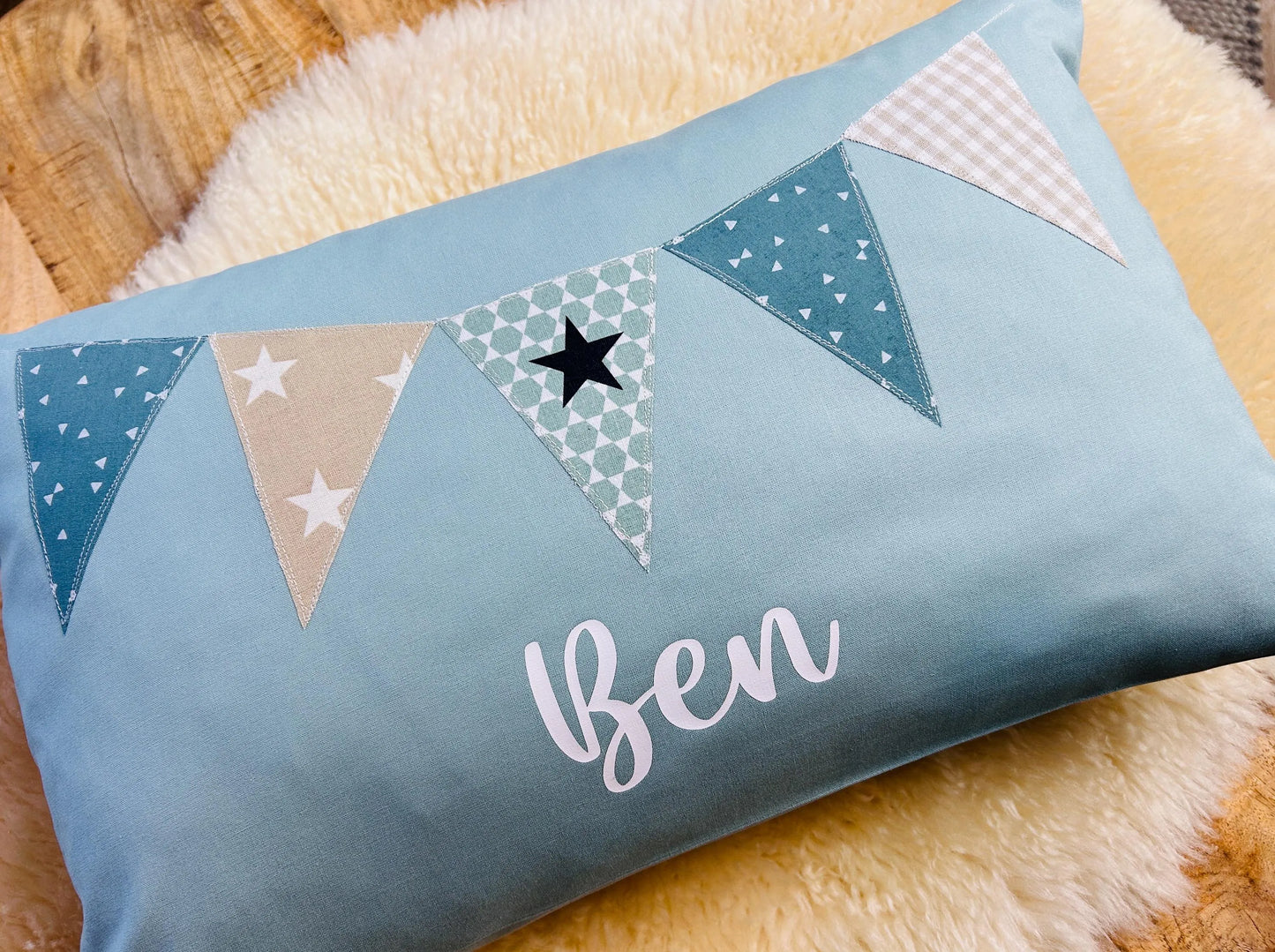 Namenskissen Wimpel personalisiert aqua