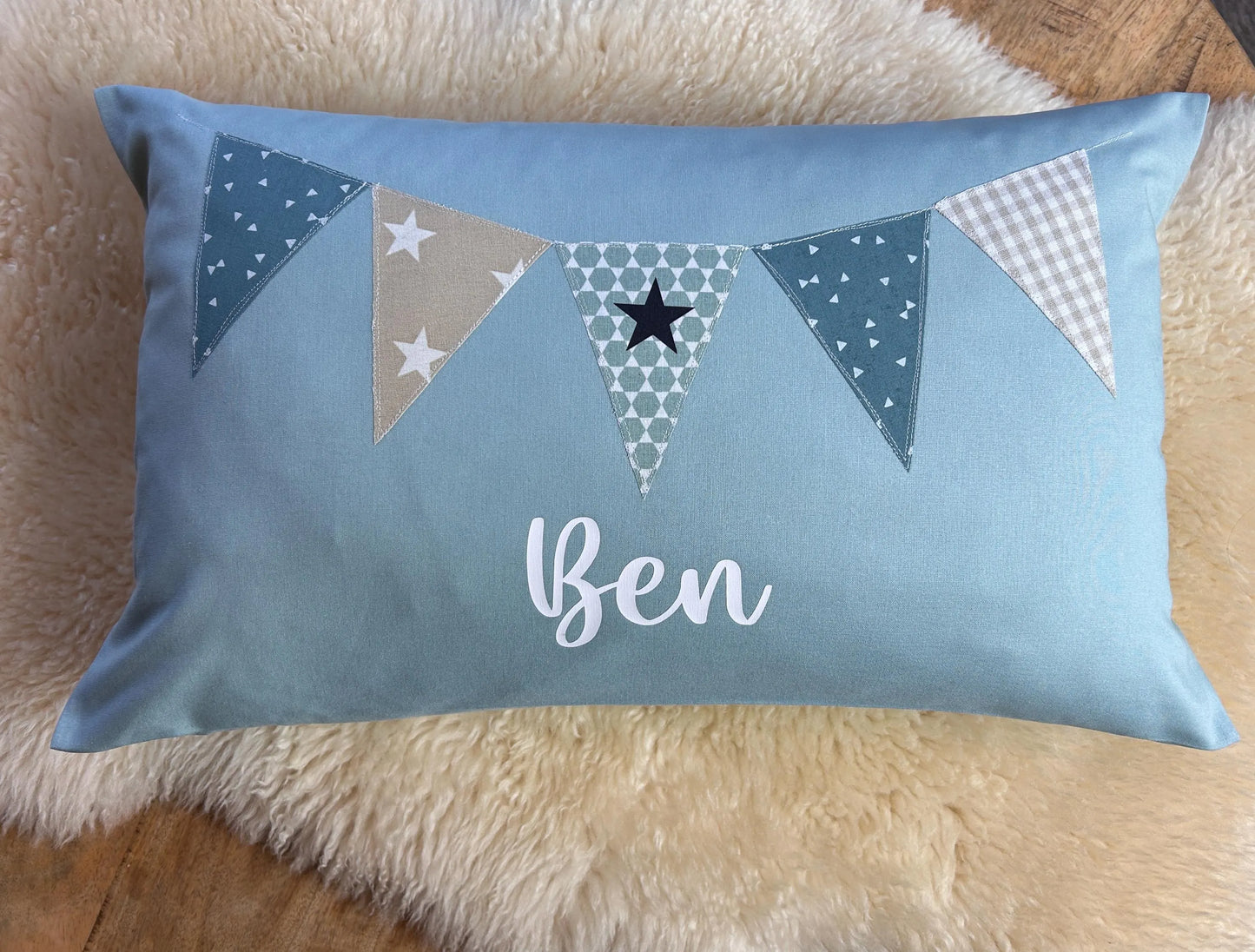 Namenskissen Wimpel personalisiert aqua