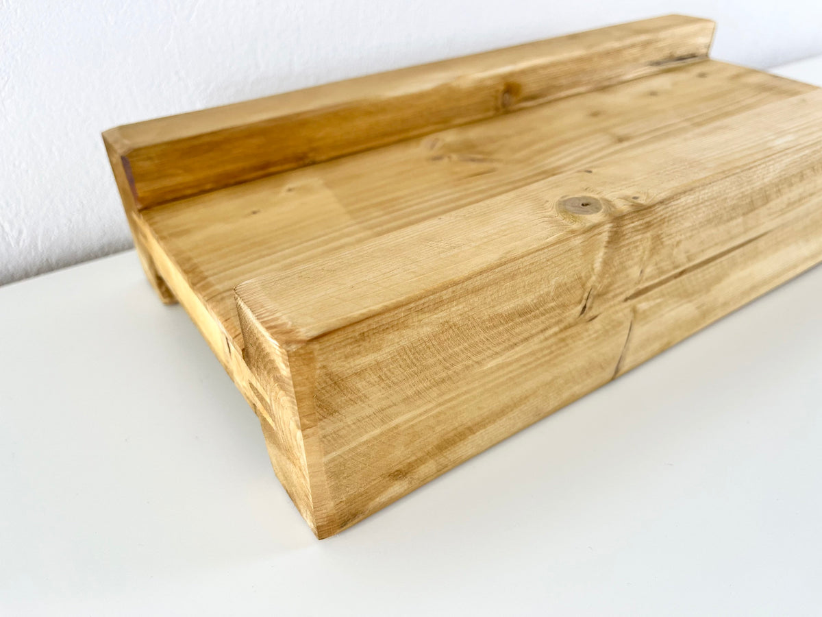 Upcycling Schalungsträger Holzdeko Tablett gebeizt