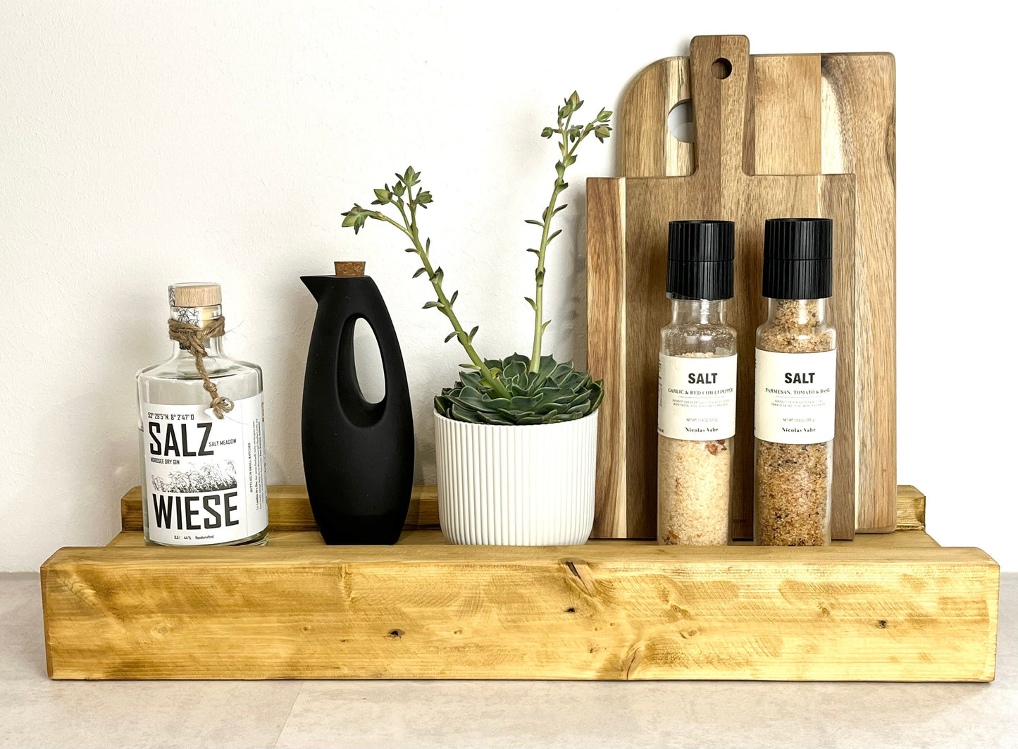 Upcycling Schalungsträger Holzdeko Tablett gebeizt