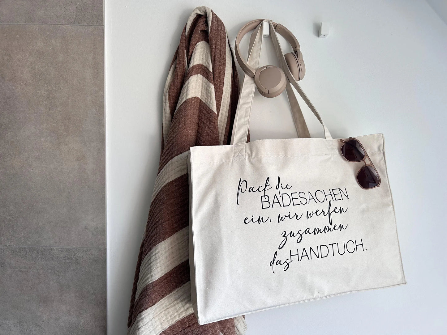 Strandtasche Pack die Badesachen ein…