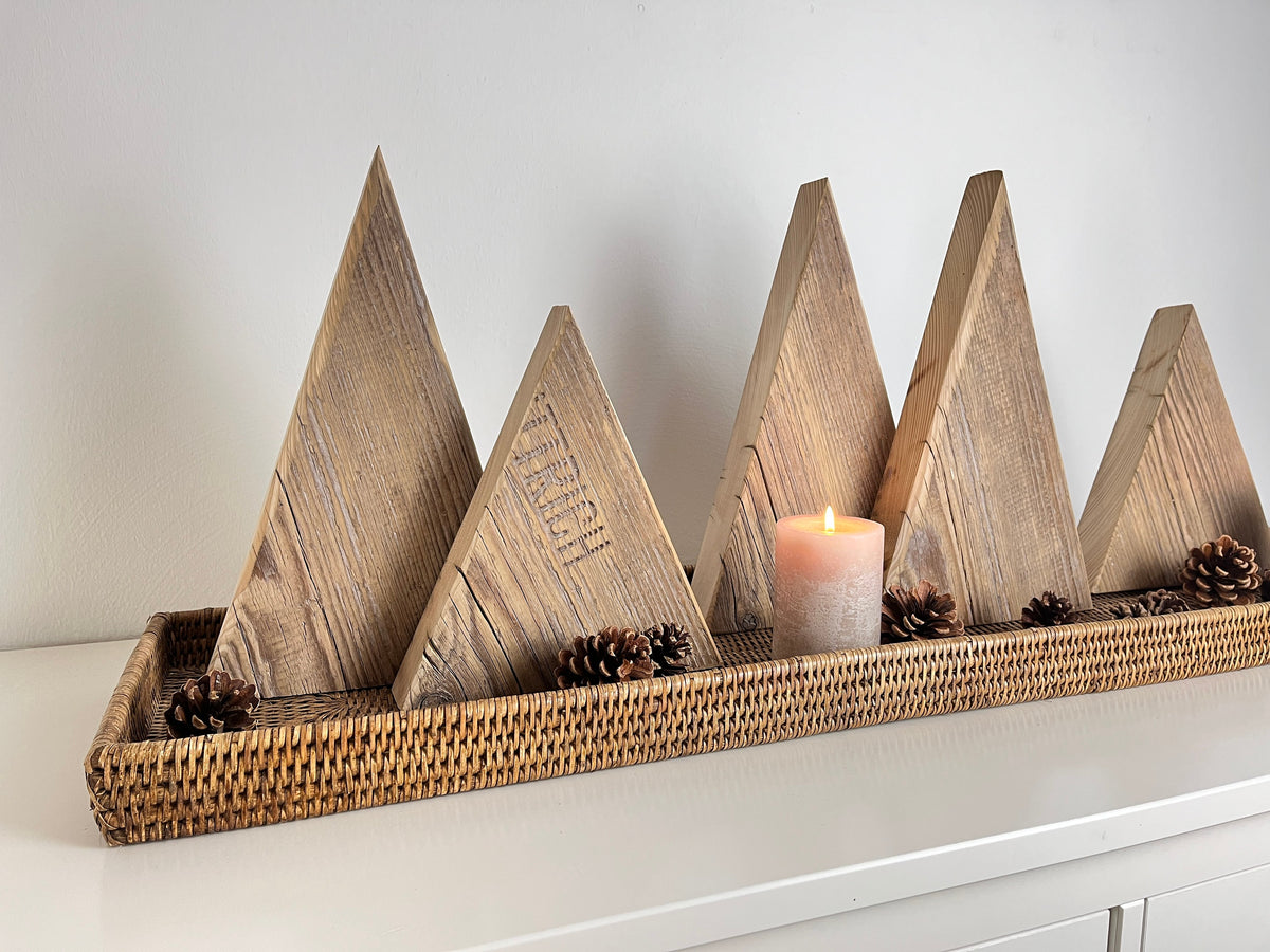 Minimalistische Tannenbäume Holz rustikal