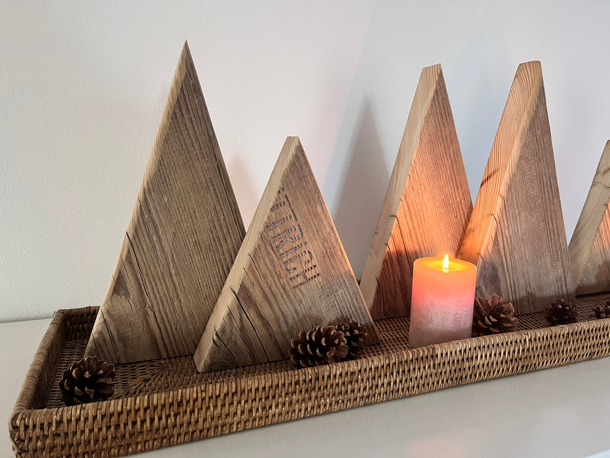 Minimalistische Tannenbäume Holz rustikal