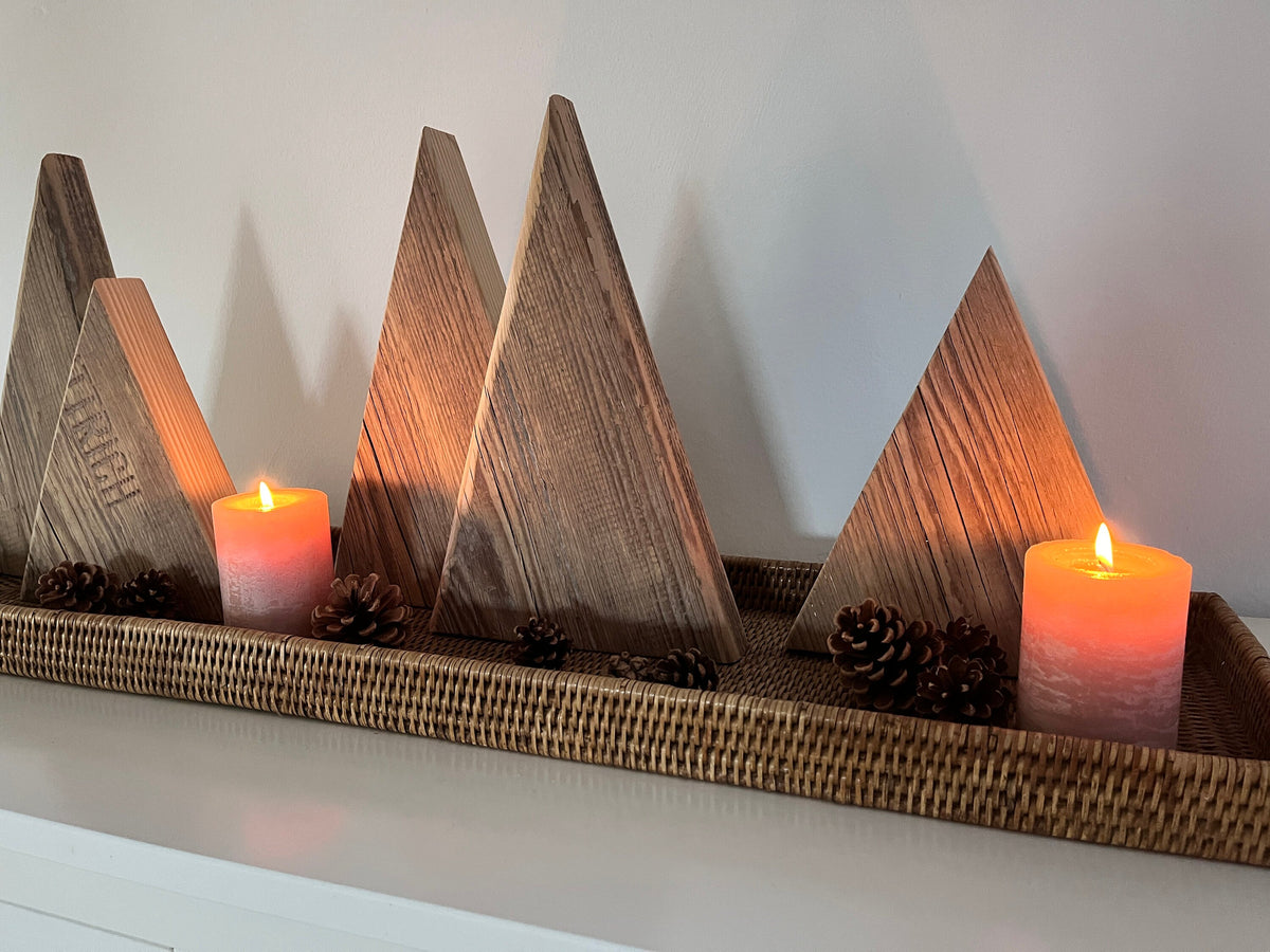 Minimalistische Tannenbäume Holz rustikal