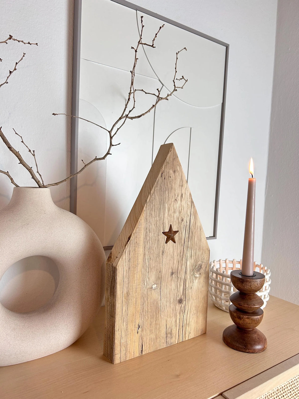 Upcycling Holzhaus mit Stern