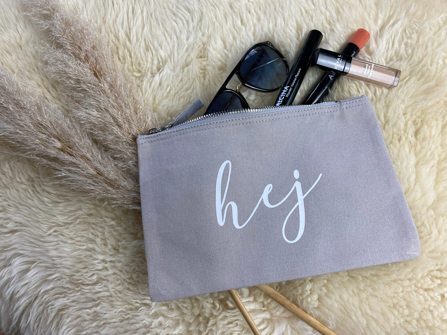 Kosmetiktasche hej hellgrau