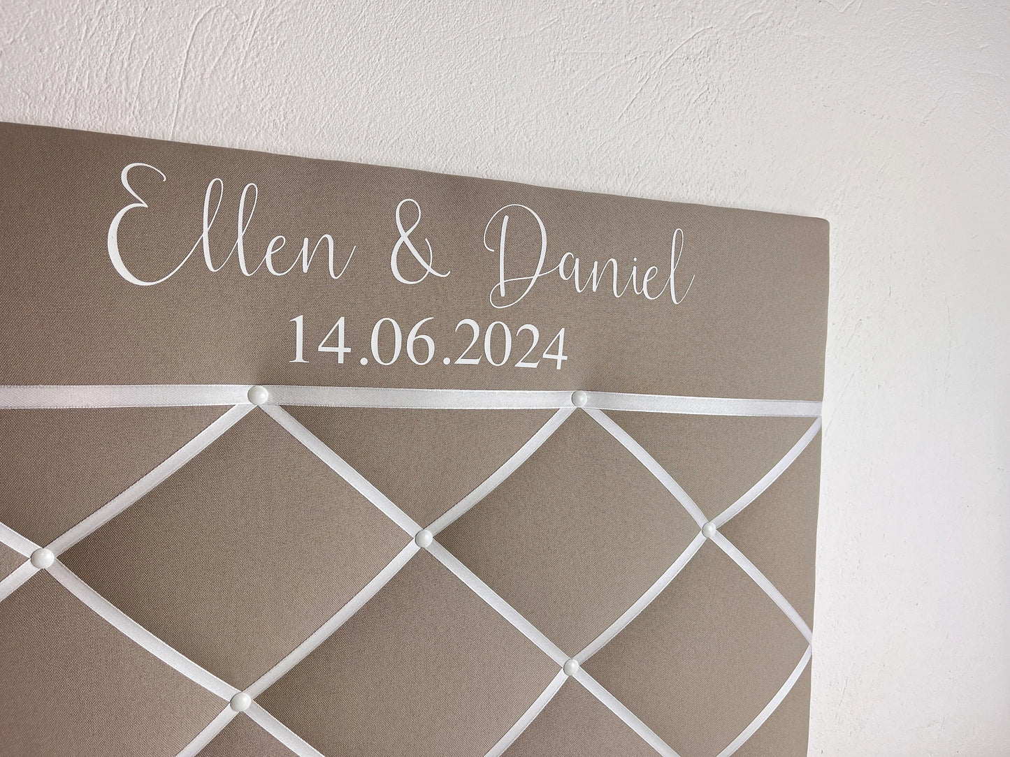 Memoboard Hochzeit personalisiert beige