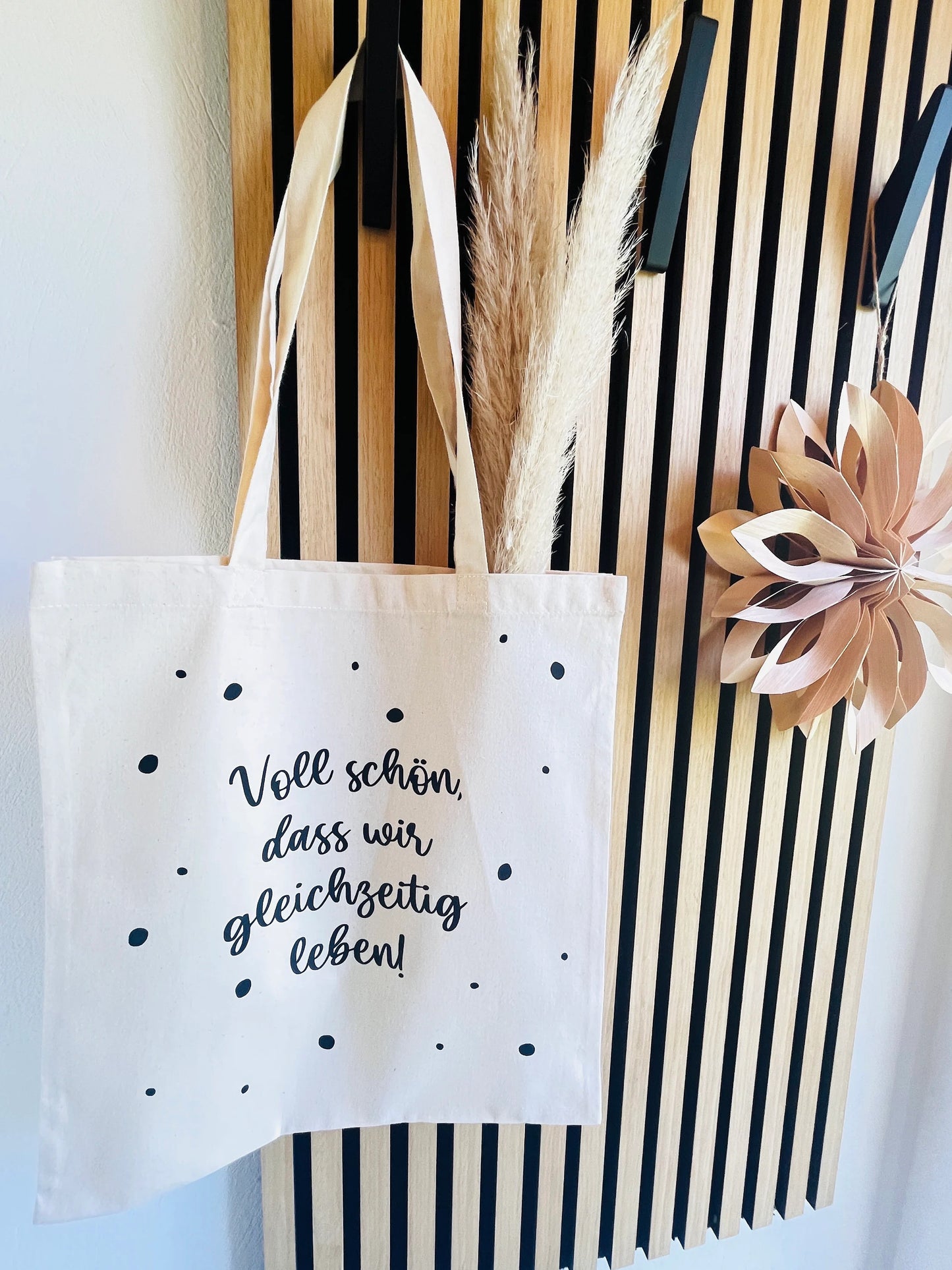 Jutetasche Shopper Voll schön, dass wir gleichzeitig leben!