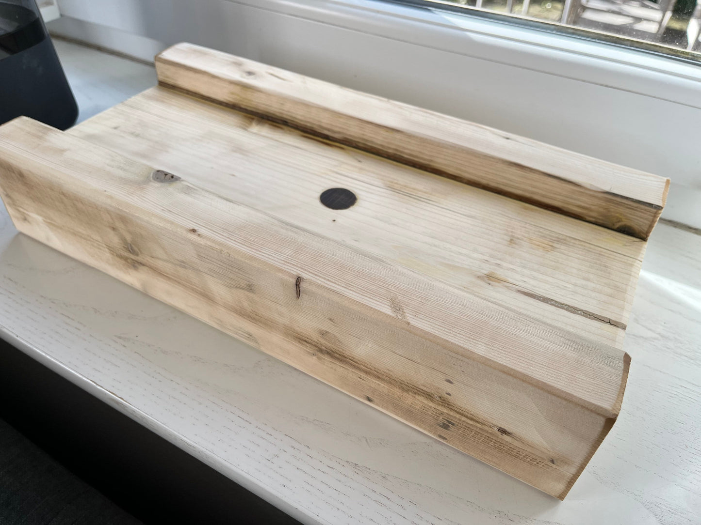 Upcycling Schalungsträger Holzdeko Tablett geschliffen